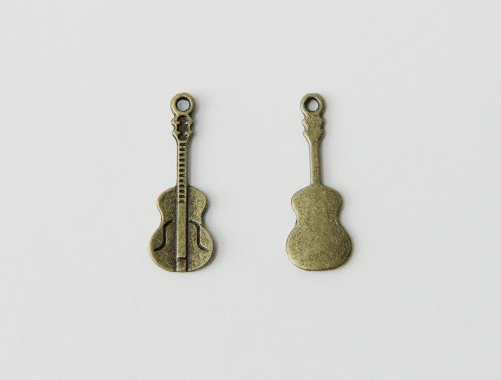 Charm - Violin, Antique Brass - KEY Handmade
 - 1