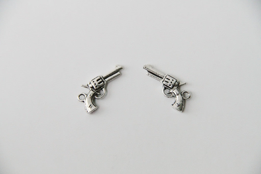 Charm - Gun, Antique Silver - KEY Handmade
 - 1