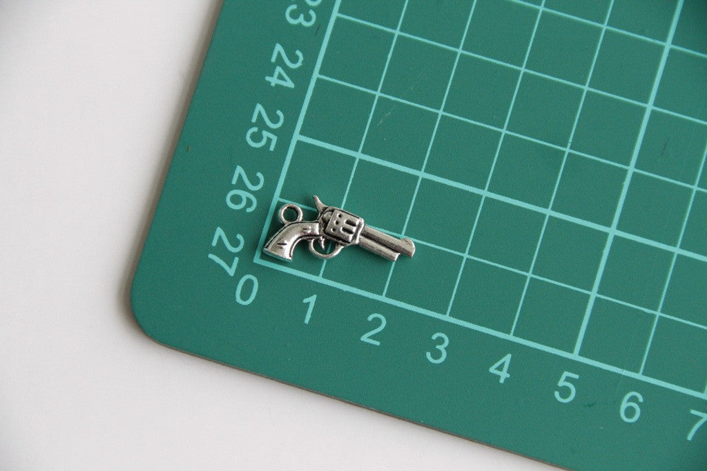 Charm - Gun, Antique Silver - KEY Handmade
 - 3