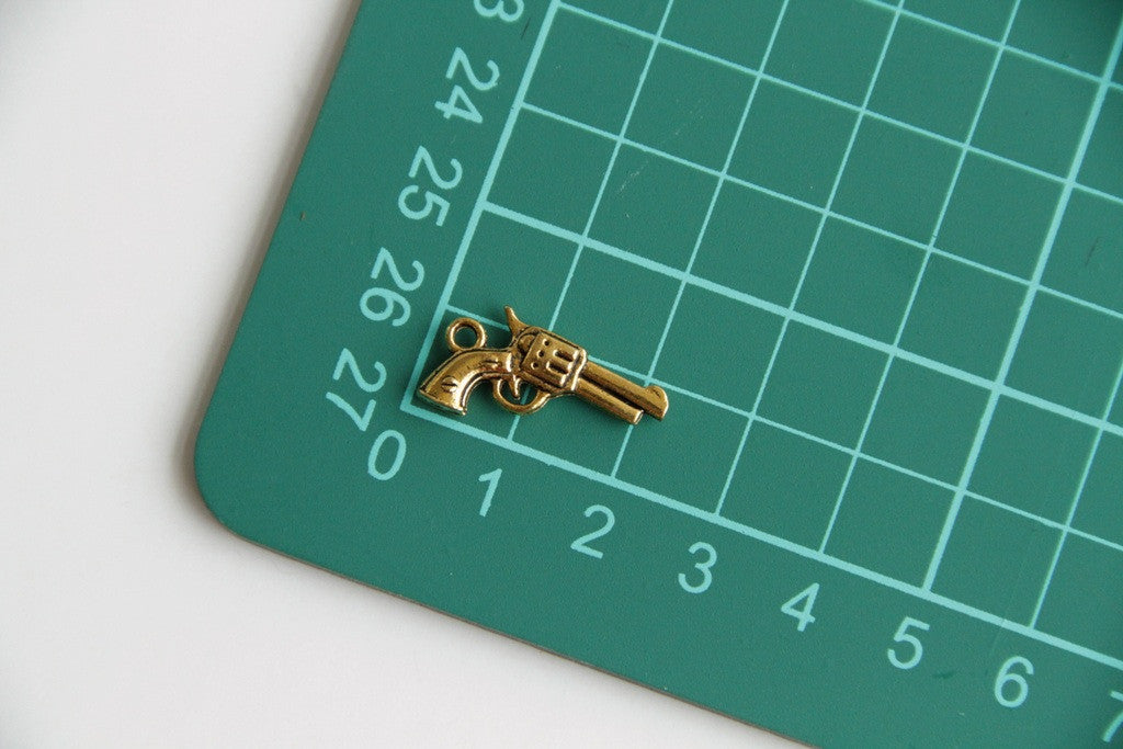 Charm - Gun, Antique Gold - KEY Handmade
 - 3