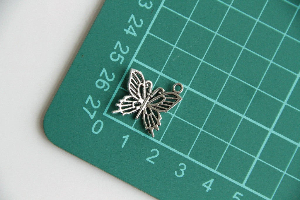 Charm - Butterfly, Antique Silver - KEY Handmade
 - 3