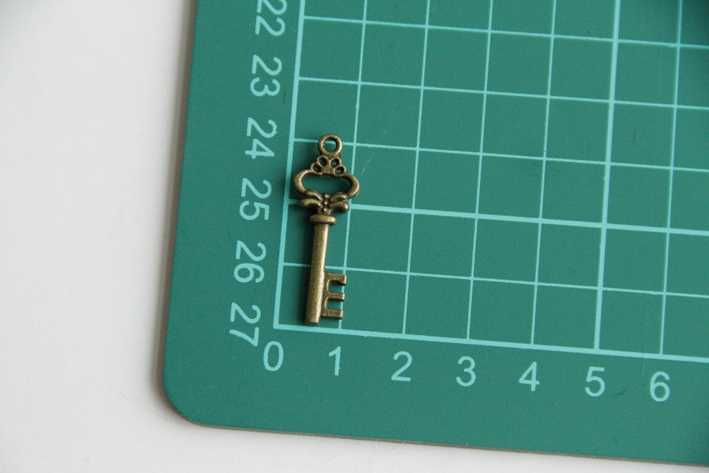 Charm - Key, Antique Brass - KEY Handmade
 - 3