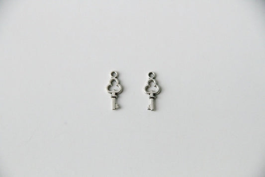 Charm - Key, Antique Silver - KEY Handmade
 - 1