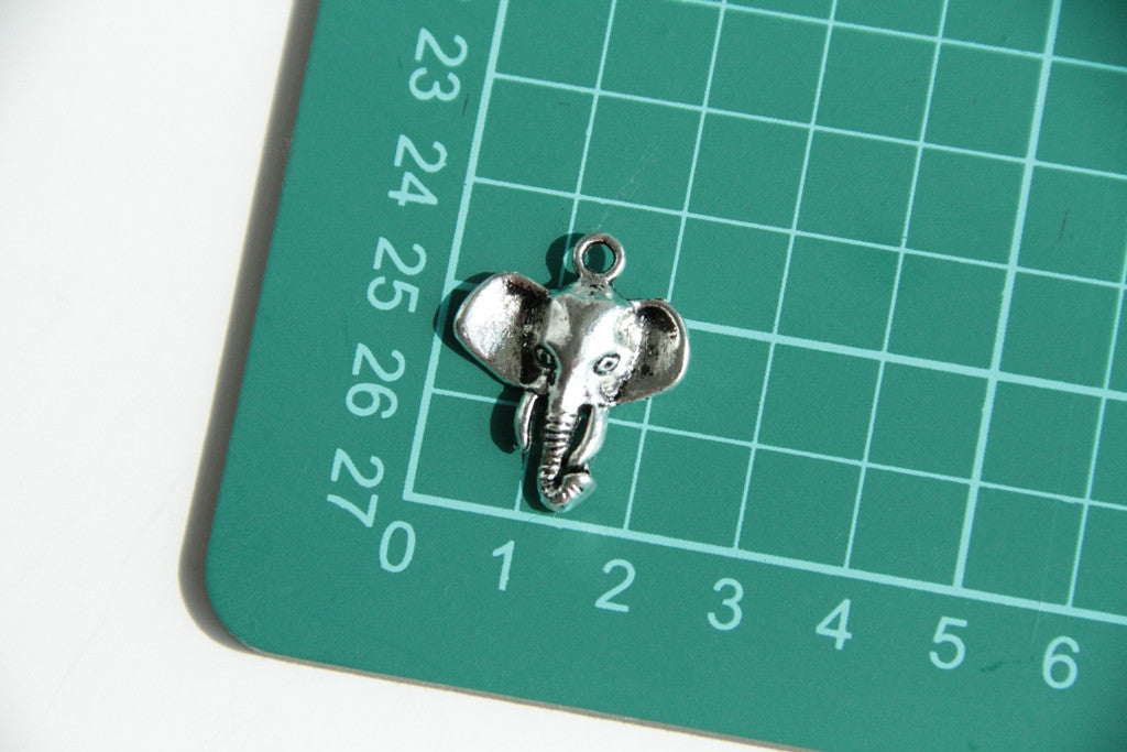 Charm - Elephant, Antique Silver - KEY Handmade
 - 3