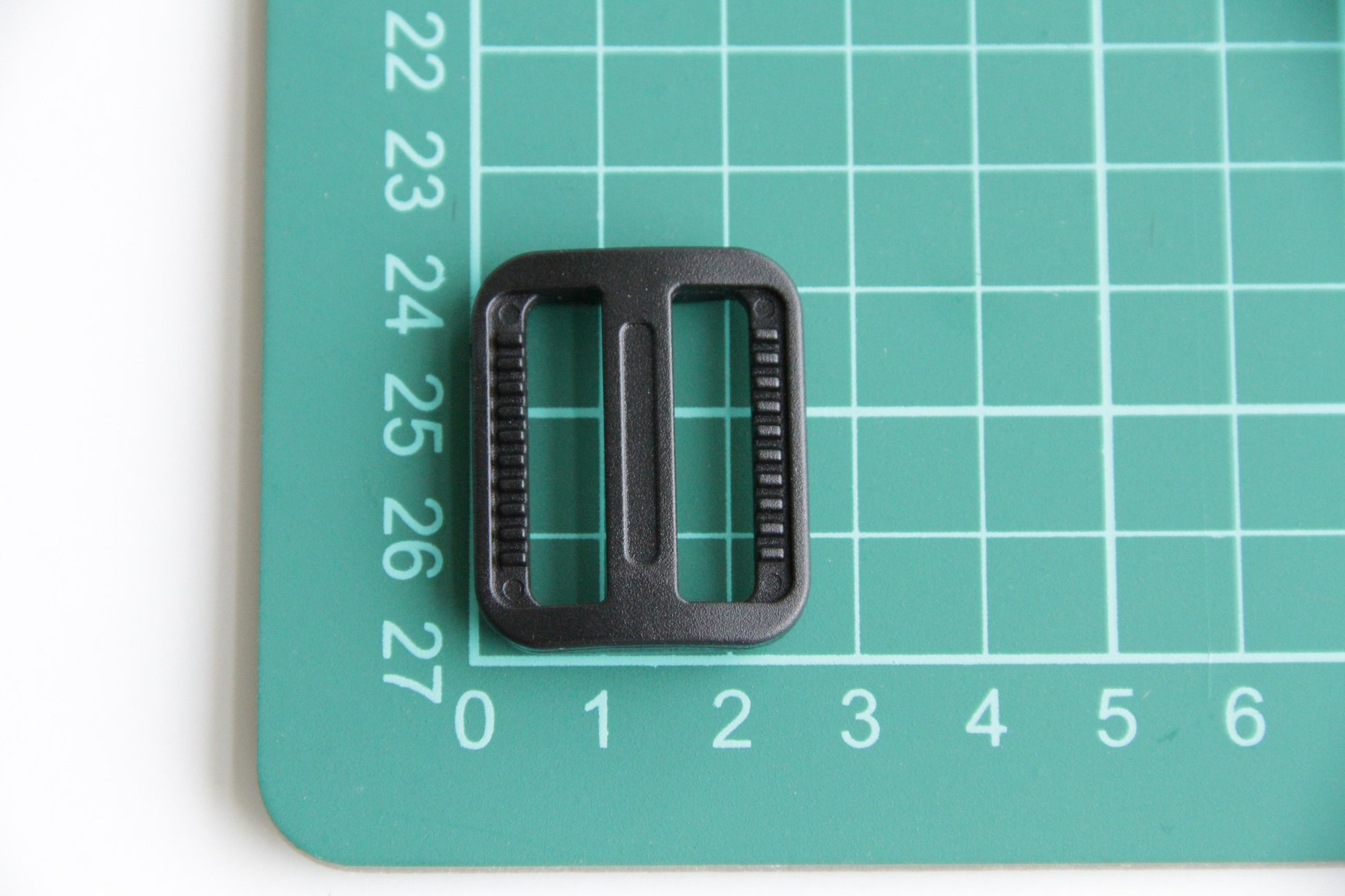 Plastic Tri-Bar Slide - 1 inch, Heavy Duty - KEY Handmade
 - 4