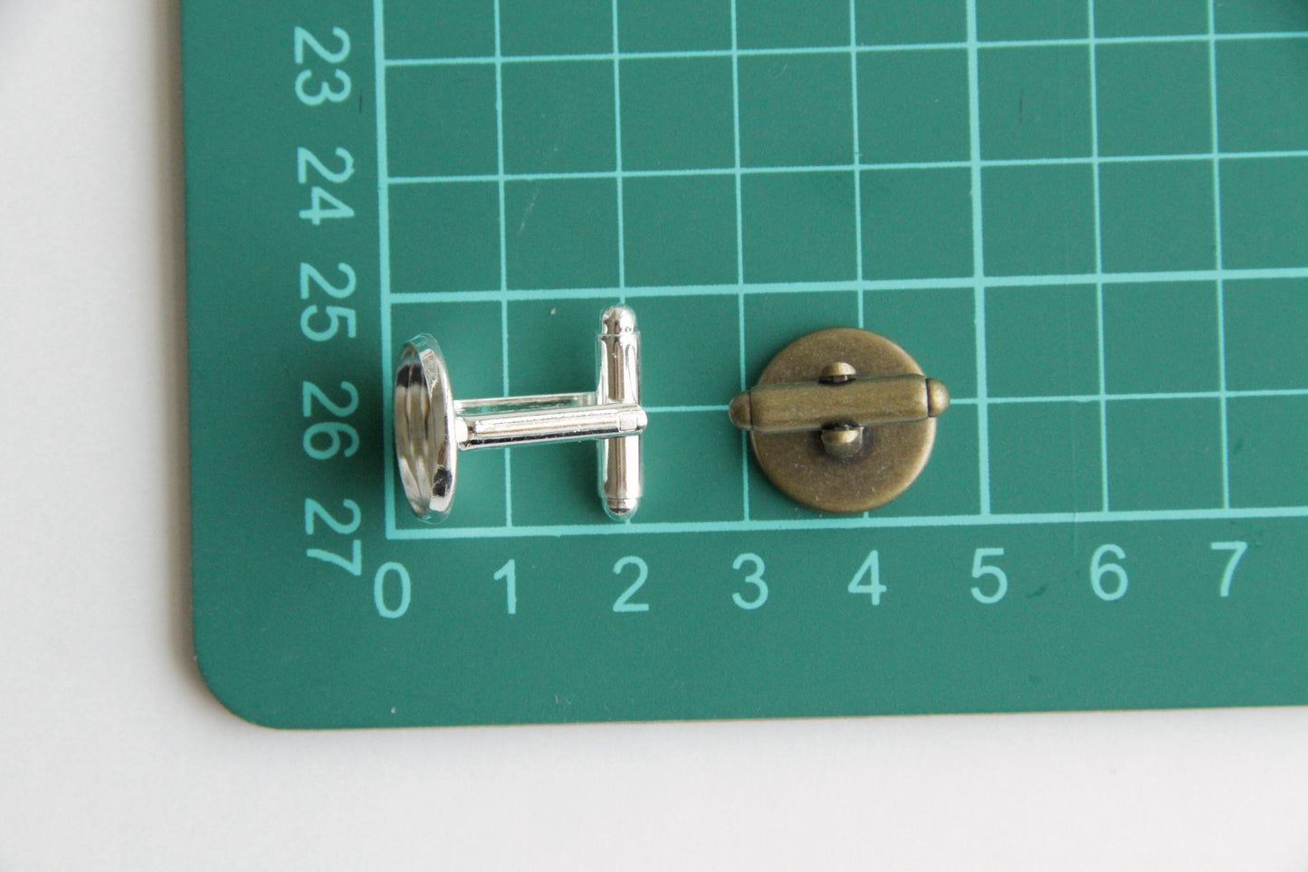 Cufflink Blank Hardware - 14mm, Round Cabochon Setting.