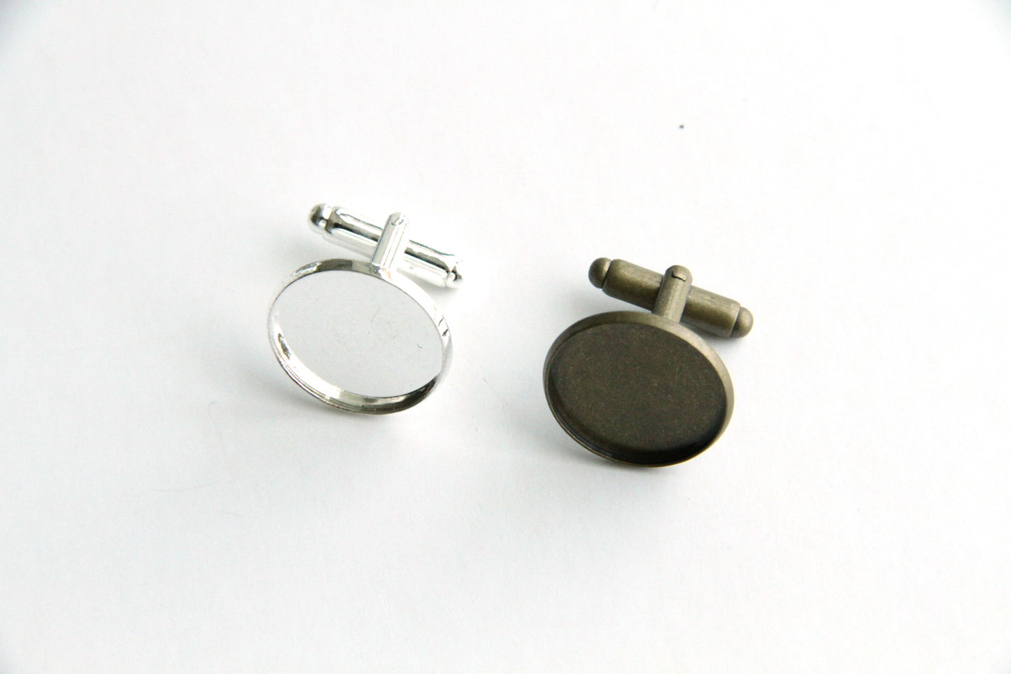 Cufflink Blank Hardware - 18mm, Round Cabochon Setting.