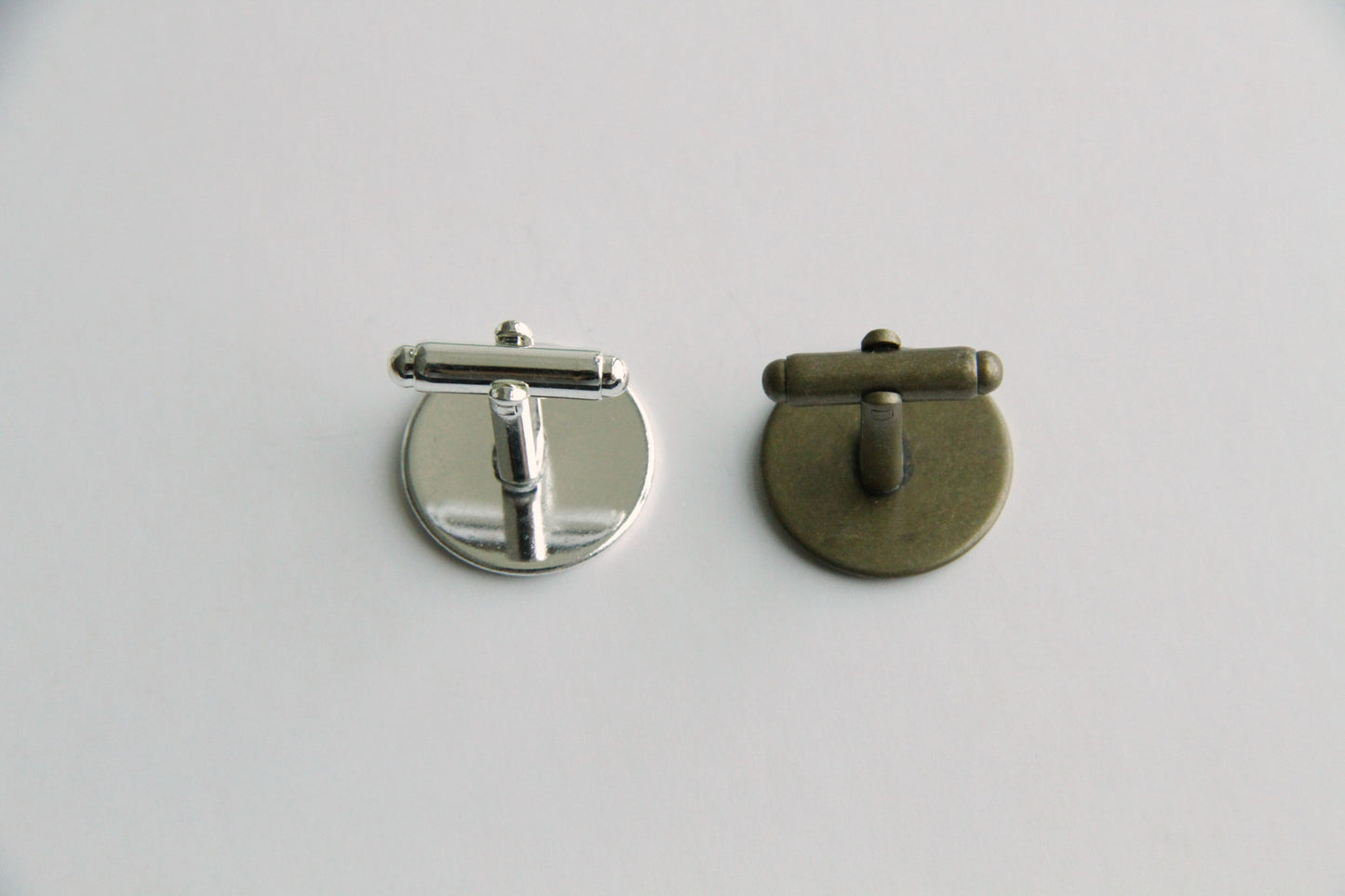 Cufflink Blank Hardware - 18mm, Round Cabochon Setting.