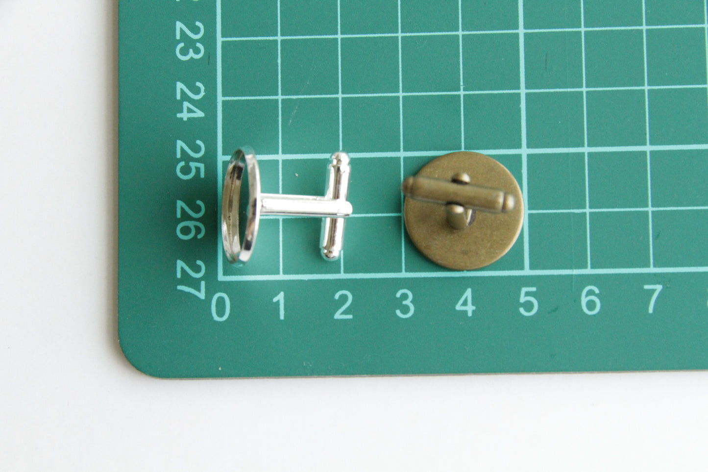 Cufflink Blank Hardware - 18mm, Round Cabochon Setting.