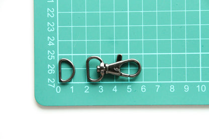 Wristlet Hardware - 1/2 inch, Swivel Hook and D Ring - KEY Handmade
 - 5