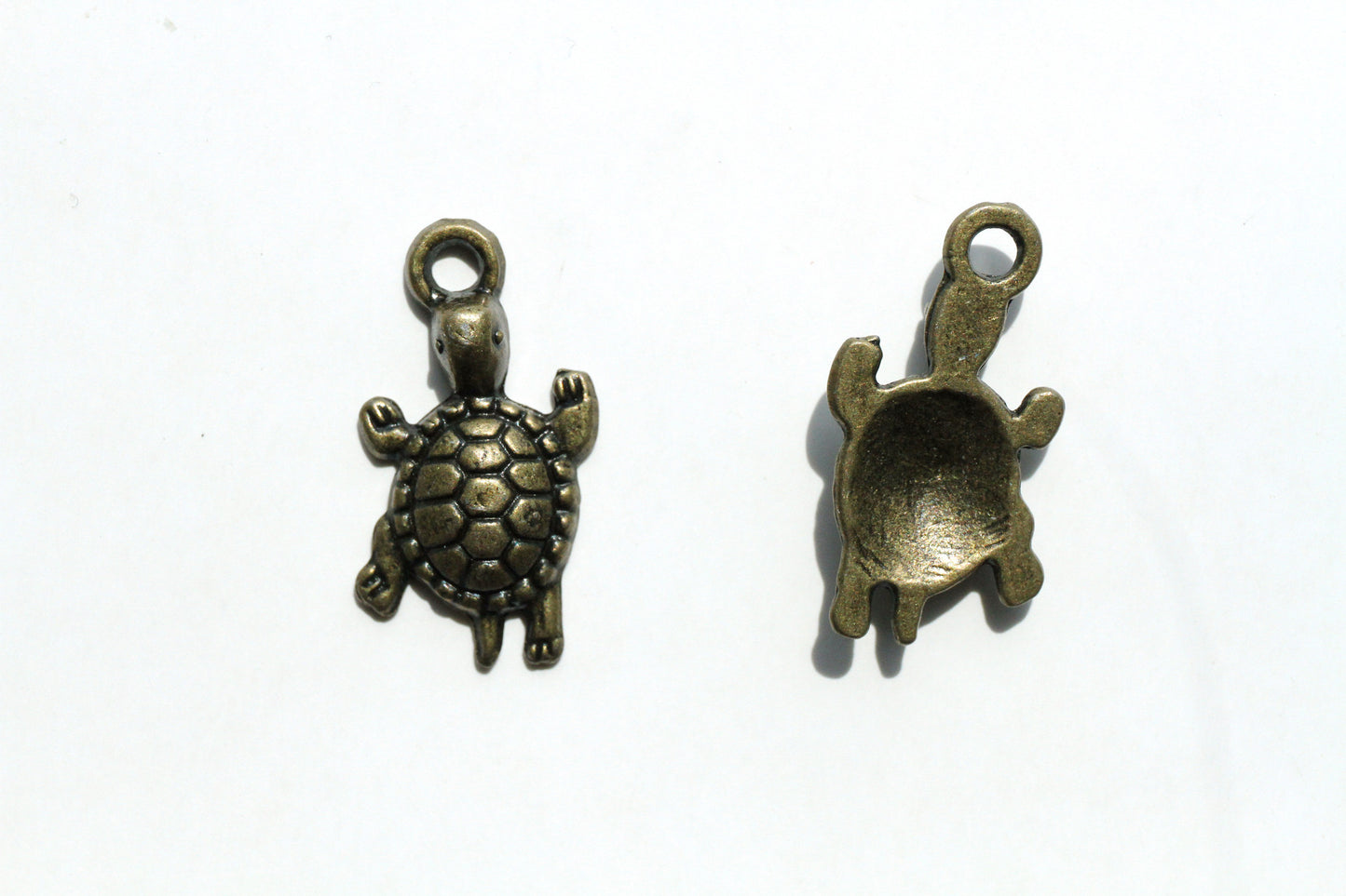 Charm - Turtle, Antique Brass - KEY Handmade
 - 1